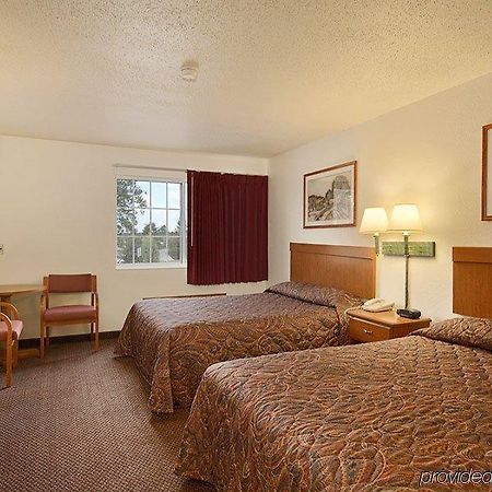 Wamego Inn And Suites Zimmer foto