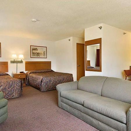 Wamego Inn And Suites Zimmer foto